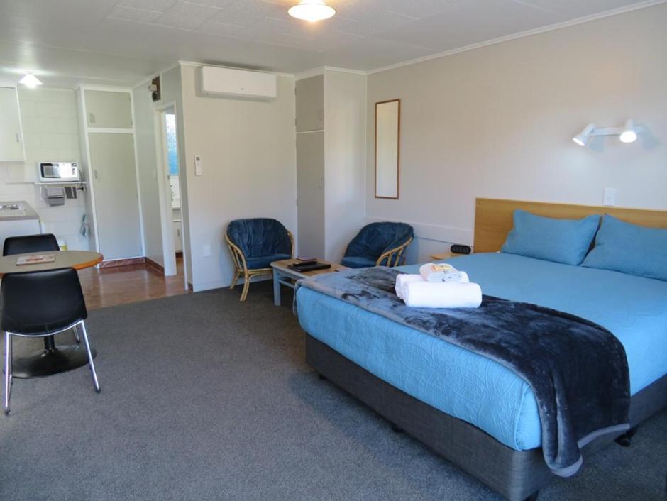 Commodore Court Motel Blenheim Exteriör bild