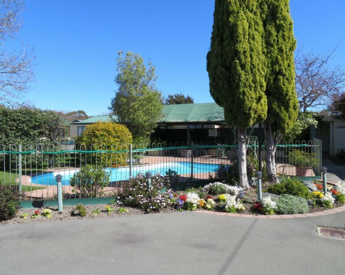 Commodore Court Motel Blenheim Exteriör bild